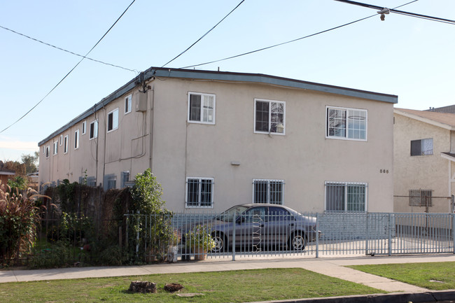 866 Martin Luther King Ave in Long Beach, CA - Building Photo - Building Photo