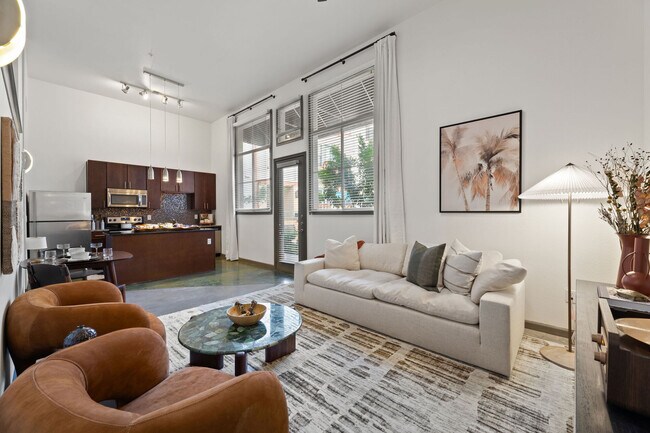 Elle West Ave in Austin, TX - Building Photo - Building Photo