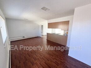 5837 Guadalupe Trail NW in Albuquerque, NM - Building Photo - Building Photo