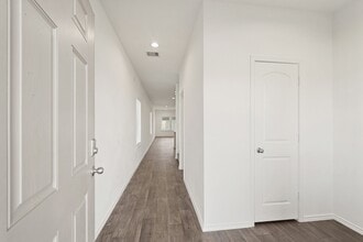 2406 Silver Pr Ln in Spring, TX - Building Photo - Building Photo