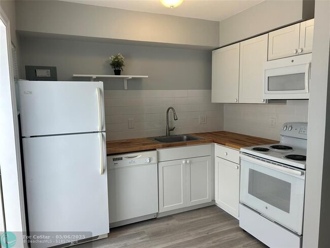 property at 840 NE 17th Ave
