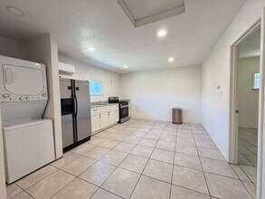 1752 Stanford Ave in Stockton, CA - Building Photo - Building Photo