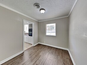 10222 Belfast Rd in La Porte, TX - Building Photo - Building Photo