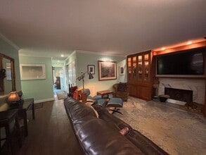 1155 Village Creek Ln in Mount Pleasant, SC - Building Photo - Building Photo