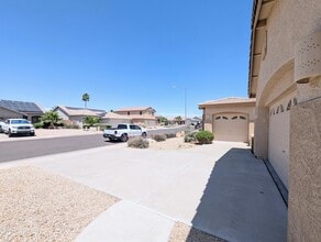16777 W Southampton Rd in Surprise, AZ - Building Photo - Building Photo