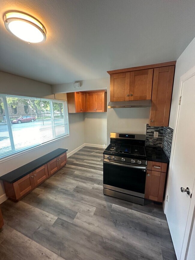 120 Asbury St-Unit -122 Asbury St in San Jose, CA - Building Photo - Building Photo