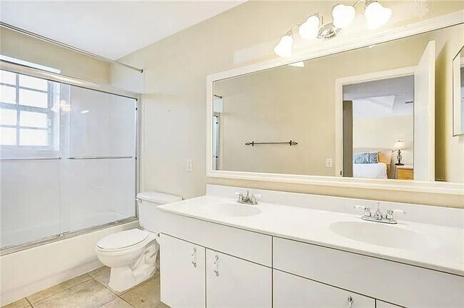 4050 Eastridge Dr in Pompano Beach, FL - Building Photo - Building Photo
