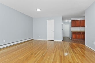 639 E 226th St in Bronx, NY - Building Photo - Building Photo