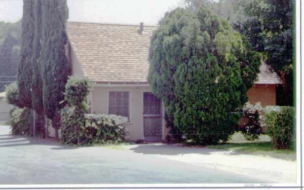 11140-11146 Daines Dr in Temple City, CA - Building Photo