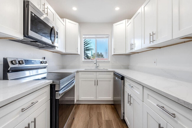 property at 1410 S Federal Hwy