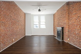 Lombardy Flats in Cincinnati, OH - Foto de edificio - Interior Photo