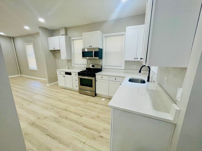 property at 92-92 Farley Ave