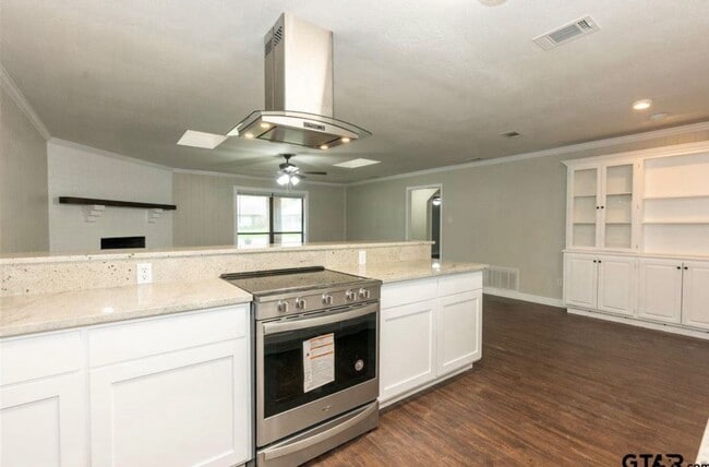 903 Joel Dr in Tyler, TX - Building Photo - Building Photo