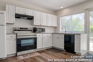 6010 Castle Hunt Dr in San Antonio, TX - Building Photo - Building Photo