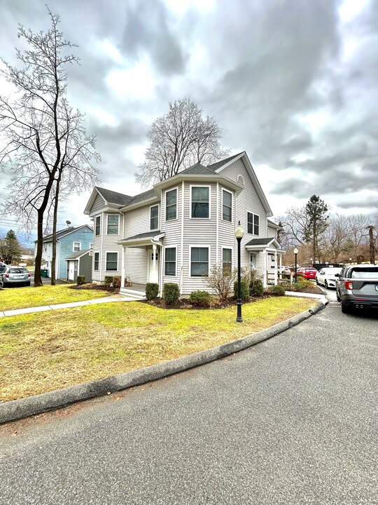 11A Henry St-Unit -B3 in Bethel, CT - Building Photo