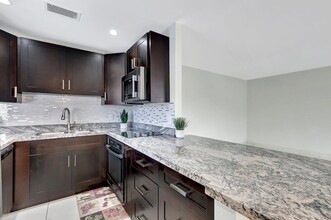 365 Saxony Ln in Delray Beach, FL - Building Photo - Building Photo