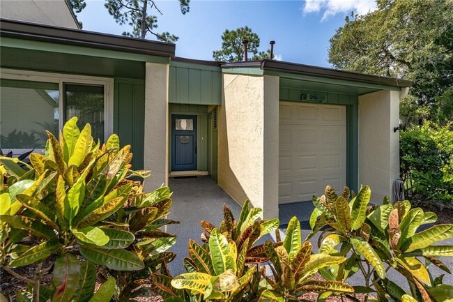 205 Club House Blvd in New Smyrna Beach, FL - Building Photo - Building Photo