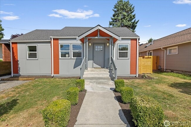 property at 110 Pelly Ave N