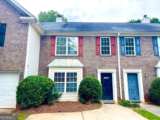 property at 1947 Manhattan Pkwy