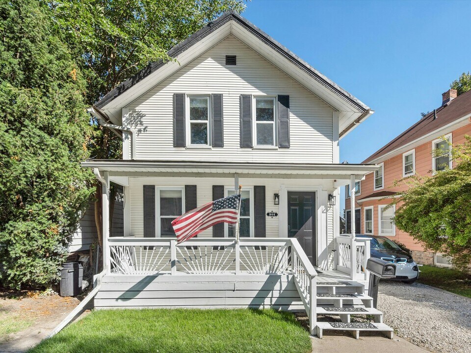 505 Harrison St in Monroe, MI - Building Photo