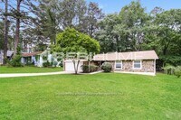 49 Burnham Dr photo'