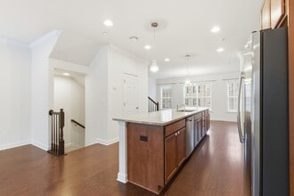 3042 Mia Ln in Glenarden, MD - Building Photo - Building Photo