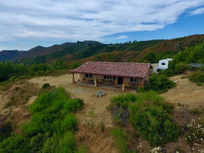 property at 620 Maymens Flat Rd