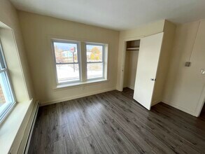 1159 E Main St, Unit #3 1157 East Main Street in Rochester, NY - Foto de edificio - Building Photo