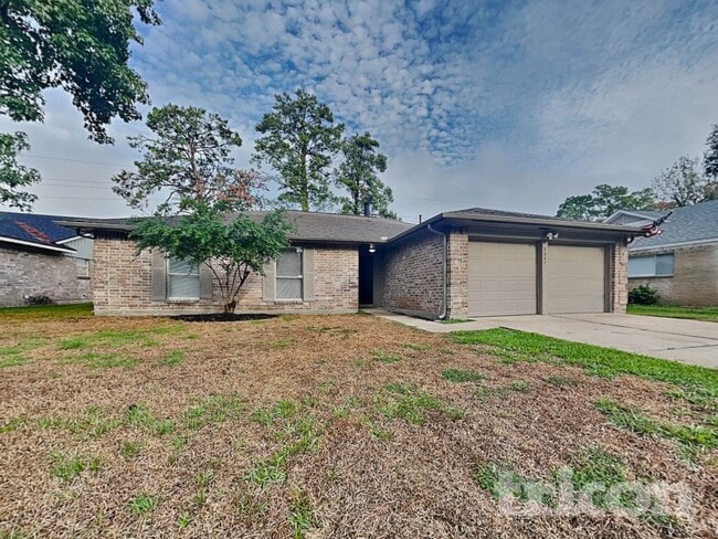 property at 2047 Lexington Woods Dr