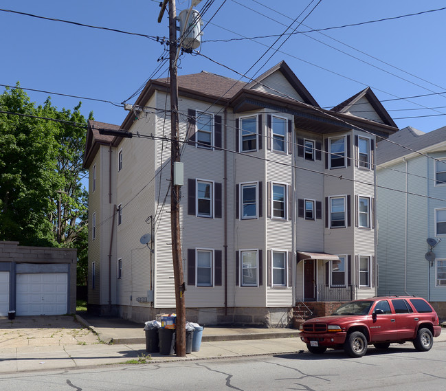 301 Coffin Ave in New Bedford, MA - Building Photo - Building Photo