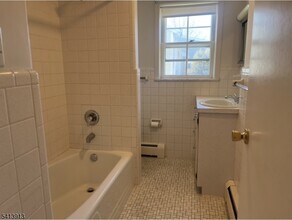 15 Regent St in North Plainfield, NJ - Foto de edificio - Building Photo