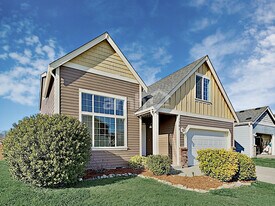 1501 179th St Ct E in Spanaway, WA - Building Photo