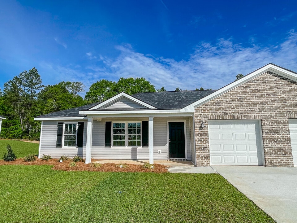 105 Callaway Cres in Statesboro, GA - Building Photo