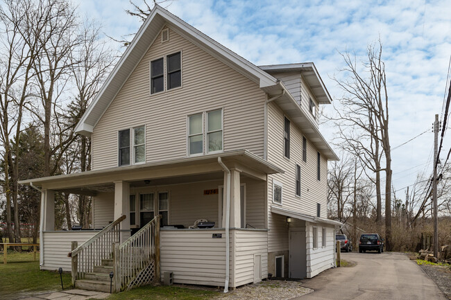 1136 Frye Ave in East Lansing, MI - Foto de edificio - Building Photo