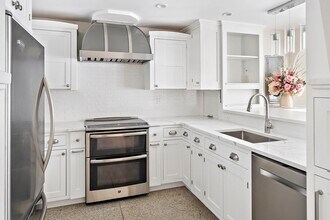 4 Charlesgate E in Boston, MA - Building Photo - Building Photo