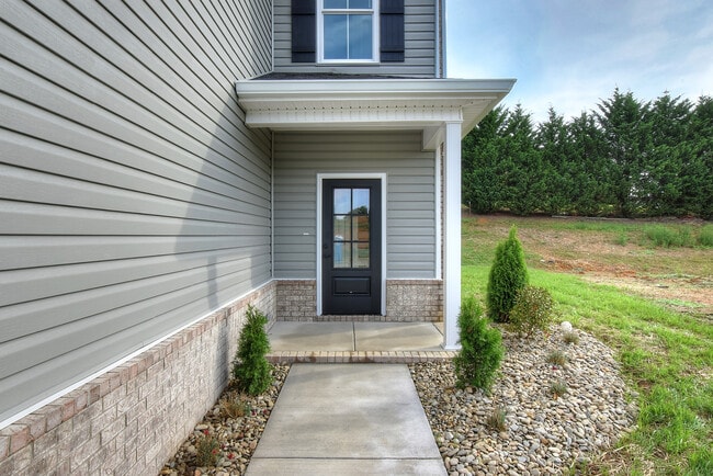 544 Catalina Ct in Jonesborough, TN - Building Photo - Building Photo