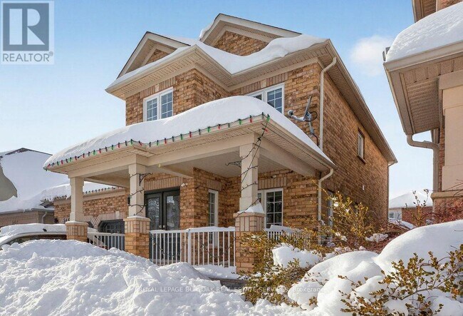 5463 Blue Spruce Ave in Burlington, ON - Building Photo - Building Photo