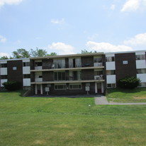 Pinetree Apartments