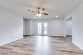 2917 Dale Dr in Plano, TX - Foto de edificio - Building Photo