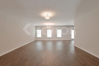 471 White Oak Cir in Lincoln, AL - Foto de edificio - Building Photo