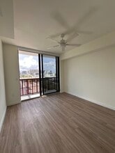 144 NW 32nd St, Unit B1 in Miami, FL - Building Photo - Building Photo