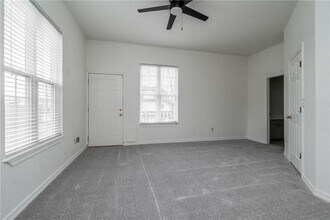 501 2nd Ave SE in Gravette, AR - Building Photo - Building Photo