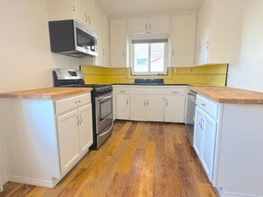 1609 Chapman Dr in Las Vegas, NV - Building Photo - Building Photo