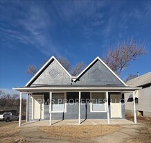 1801-1803 Mitchell Ave in St. Joseph, MO - Building Photo