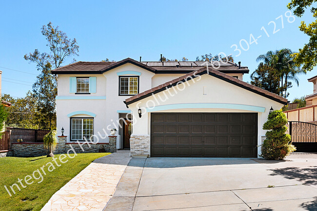 911 Applewilde Dr in San Marcos, CA - Building Photo - Building Photo