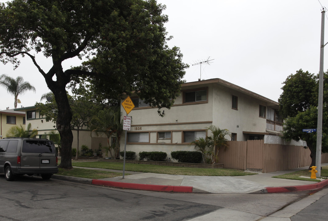 1834 W Gramercy Ave in Anaheim, CA - Building Photo