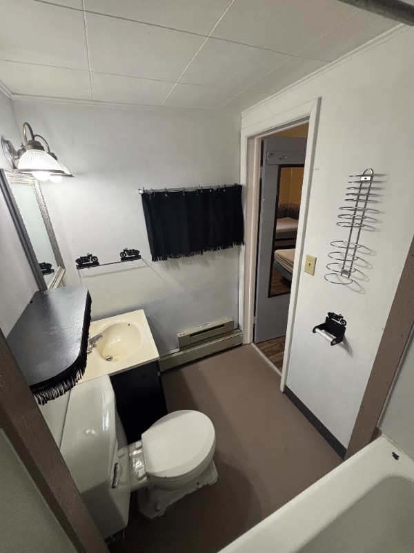 19022 US HWY 85 in Belle Fourche, SD - Foto de edificio - Building Photo