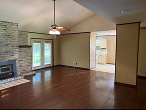 1118 Joe Miller Rd in Lake Charles, LA - Building Photo - Building Photo