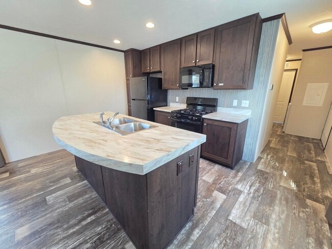 5 Cedar in Highland, MI - Building Photo - Building Photo