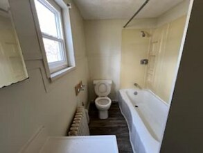 341 Strouse Ave-Unit -2 in State College, PA - Building Photo - Building Photo